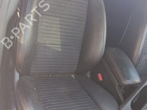 Used Right front seat Right front seat MERCEDES-BENZ A-CLASS (W176) [2012-2018] 39173977 39173977