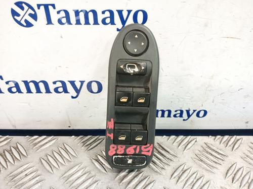 Used Left front window switch CITROËN C5 II (RC_) [2004-2008]  28576303