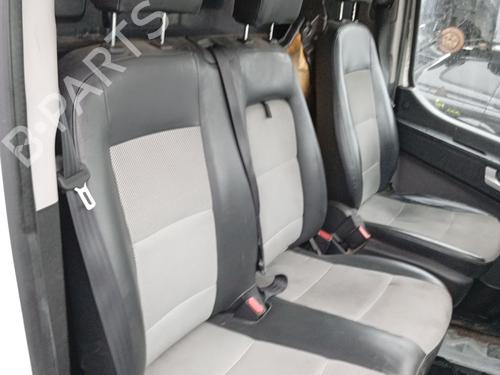 right-front-seat-hyundai-h350-van-2015-32272164 main image