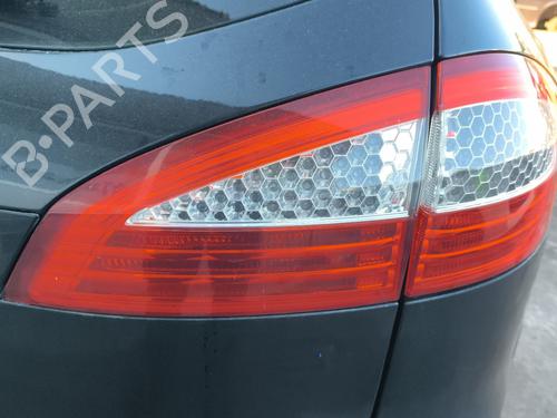 Used Right tailgate light Right tailgate light FORD MONDEO IV Turnier (BA7) 1.8 TDCi (125 hp) 40010052 40010052