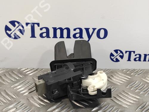 Used Tailgate lock VW PASSAT B6 (3C2) 2.0 TDI 16V (140 hp) 13913615