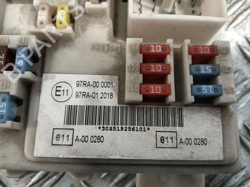 Fuse box FORD C-MAX (DM2) 1.6 | BP29568742E1 
