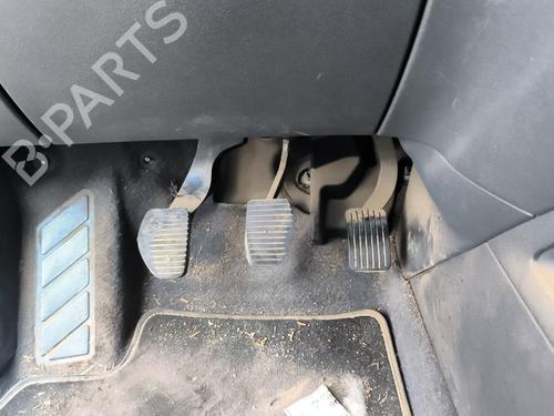 Pedal embrague Pedal embrague 39103852 39103852