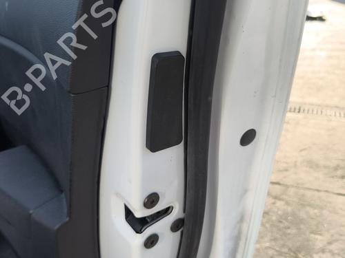 hyre-foran-las-renault-clio-v-b7_-2019-39503170 main image