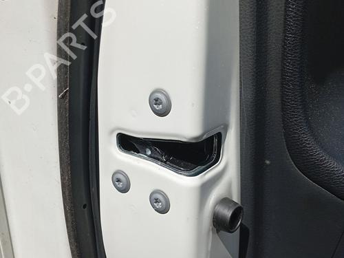 front-left-lock-toyota-rav-4-v-_a5_-_h5_-2018-36998813 main image