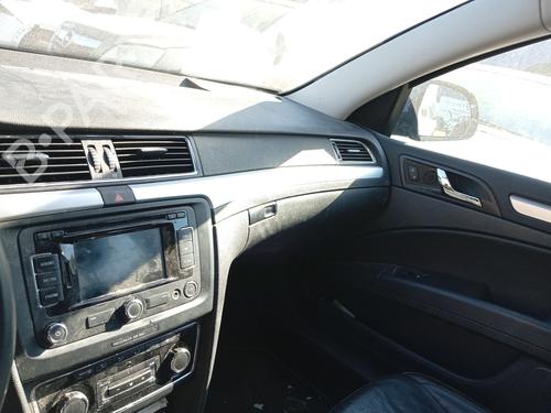 Airbag passager Airbag passager SKODA SUPERB II Estate (3T5) 2.0 TDI 16V (140 hp) 37604060 37604060