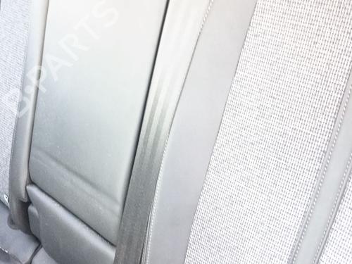 Sikkerhedssele bag midten Sikkerhedssele bag midten PEUGEOT 3008 II SUV (MC_, MR_, MJ_, M4_) 1.2 THP/ PureTech 130 (MRHNSM, MRHNSU, MRHNSJ, MRHNYW,... (131 hp) 34250918 34250918