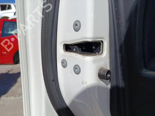 Used Front left lock TOYOTA AURIS (_E18_) 1.4 D-4D (NDE180_, NDE180R) (90 hp) 29936270