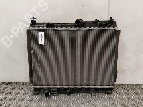 Used Water radiator Water radiator 38443856 38443856