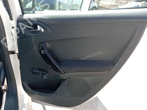 Høyre bakpanel Høyre bakpanel PEUGEOT 208 I (CA_, CC_) 1.2 VTI 82 (82 hp) 36553428 36553428