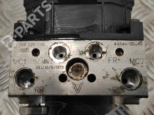 ABS pump TOYOTA AVENSIS (_T25_) 2.2 D-4D (ADT251_, ADT251R) | BP2521392M43 