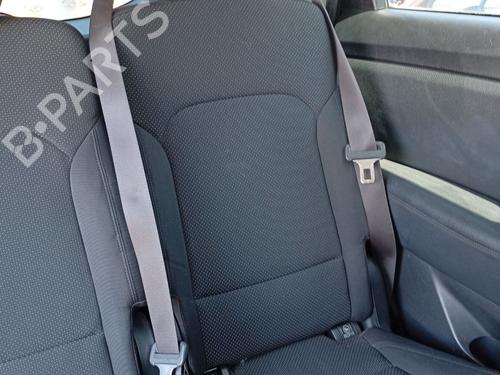 rear-left-seatbelt-kia-carens-iv-2013-35901610 main image