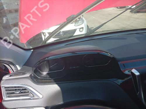 Used Dashboard Dashboard PEUGEOT 2008 I (CU_) 1.2 THP 130 / PureTech 130 (130 hp) 40298962 40298962
