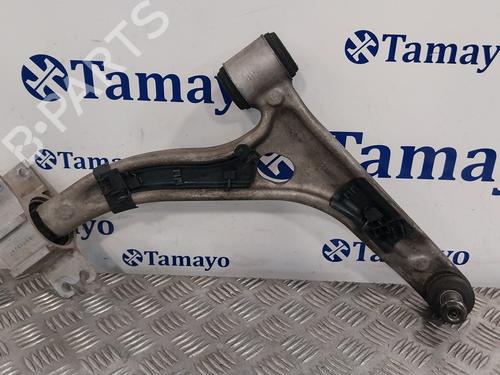 Used Right front suspension arm MERCEDES-BENZ GLA-CLASS (X156) [2013-2022]  30528600