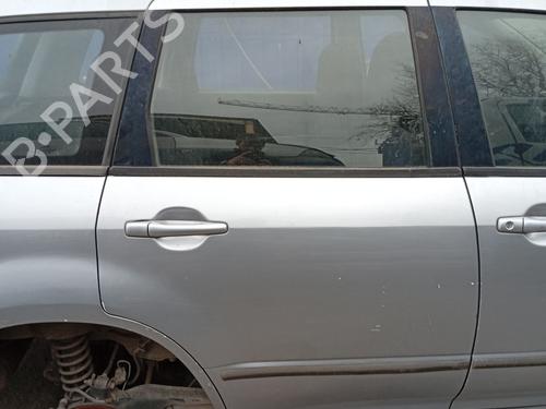 Dør høyre bak MITSUBISHI OUTLANDER I (CU_W) 2.0 (CU2W) (136 hp) 32404101