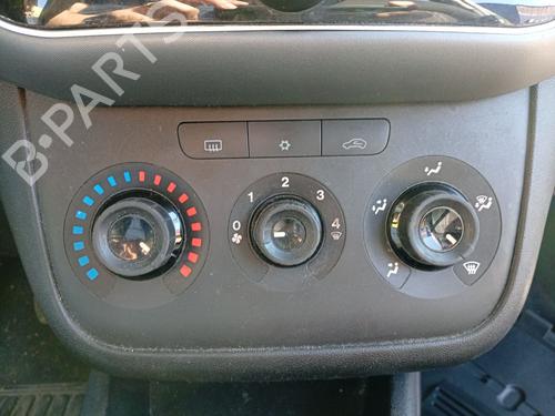 Used Climate control Climate control FIAT GRANDE PUNTO (199_) 1.3 D Multijet (199.AXD11, 199.AXD1A, 199.AXD1B,... (90 hp) 39613922 39613922