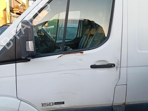 Porta anteriore sinistra HYUNDAI H350 Van 2.5 CRDI (150 hp) 32286339