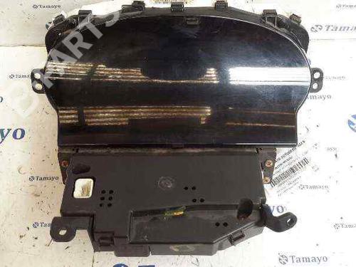 Used Instrument cluster TOYOTA YARIS (_P1_) 1.0 (SCP10_, SCP10R) (68 hp) 3559329