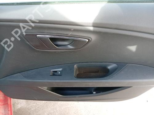 Comutador vidro frente direito Comutador vidro frente direito SEAT LEON (5F1) 1.4 TSI (125 hp) 33975299 33975299