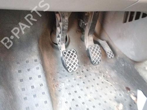 Used Break pedal Break pedal VW TRANSPORTER T5 Bus (7HB, 7HJ, 7EB, 7EJ) 1.9 TDI (102 hp) 33655291 33655291