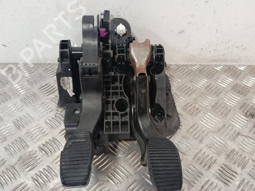 Used Pedal Pedal 39142572 39142572