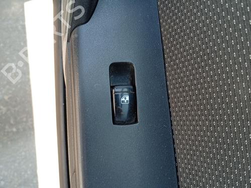Used Right front window switch Right front window switch 37427927 37427927