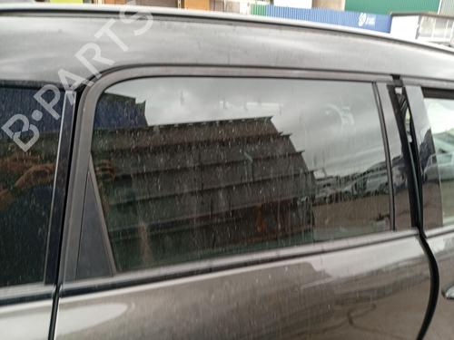 Used Rear right door window Rear right door window 36998570 36998570