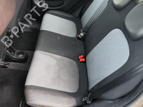 rear-seat-fiat-panda-312_-319_-2012-40089232 main image