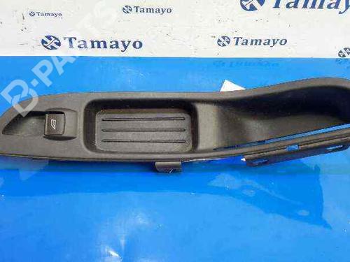Used Right front window switch FORD FOCUS III [2010-2020]  5417699