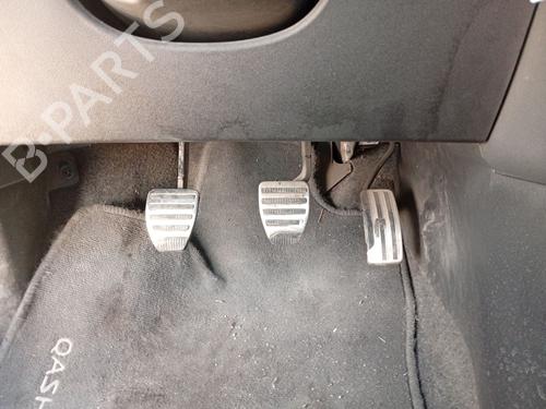Used Break pedal Break pedal 37537865 37537865