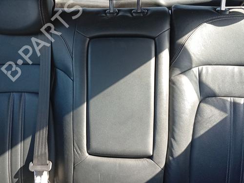 Sikkerhedssele bag midten Sikkerhedssele bag midten KIA SPORTAGE III (SL) 1.7 CRDi (116 hp) 36668249 36668249