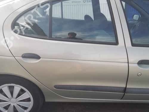 Used Right rear door Right rear door 38956761 38956761