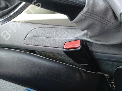 seat-buckle-bmw-1-e81-2006-2007-2008-2009-2010-2011-2012-36038125 main image