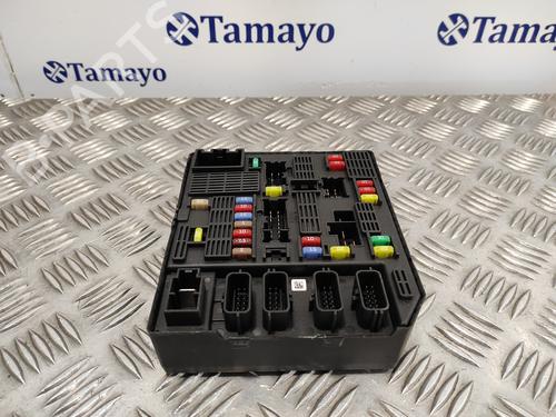 Used Fuse box RENAULT SCÉNIC III (JZ0/1_) [2008-2016]  17200328