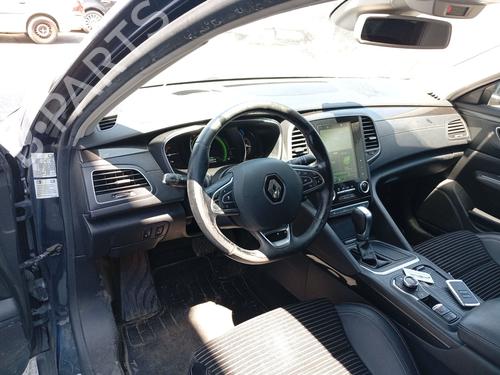 Used Fuse box Fuse box 37637074 37637074