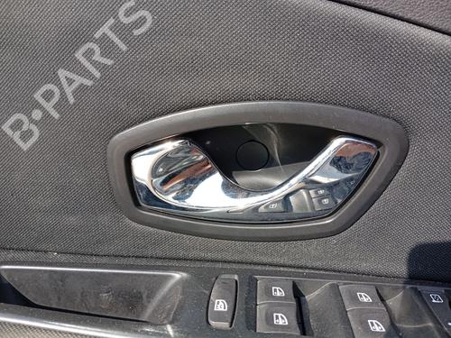 Maniglia interna anteriore sinistra Maniglia interna anteriore sinistra RENAULT MEGANE III Hatchback (BZ0/1_, B3_) 1.6 16V (BZ1B, BZ1H) (110 hp) 37425933 37425933