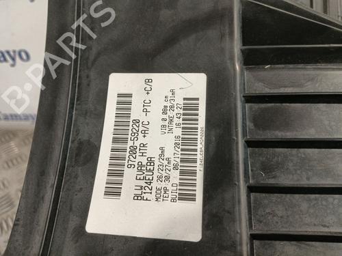 Chaufagebak HYUNDAI H350 Van 2.5 CRDI | BP30881596M61