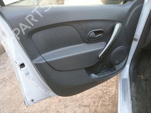 Headlight switch DACIA LOGAN II TCe 90 (L8MA, L8M1, L8AC) | BP31811431I24