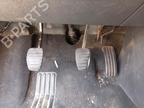Pedal Pedal RENAULT CLIO III (BR0/1, CR0/1) 1.5 dCi (75 hp) 36529937 36529937