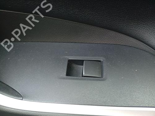 Used Right front window switch Right front window switch 38179434 38179434