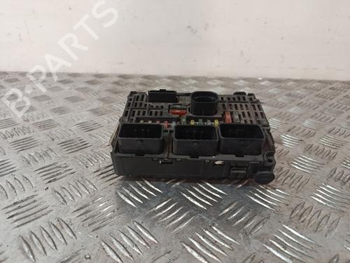 Caja reles / fusibles Caja reles / fusibles CITROËN JUMPY II Van 1.6 HDi 90 16V (90 hp) 40508460 40508460