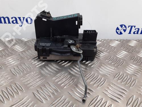 Used Rear right lock NISSAN PRIMASTAR Van (X83) 1.9 dCi 100 (100 hp) 8226490