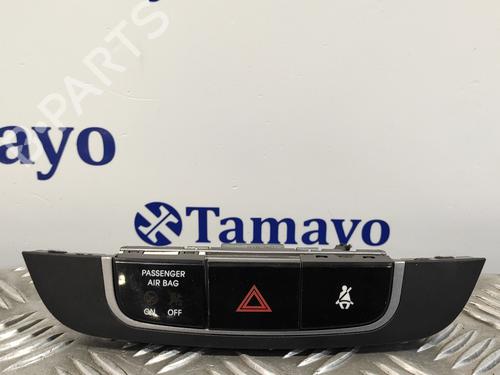 Used Warning switch HYUNDAI ix35 (LM, EL, ELH) [2009-2016]  15257451