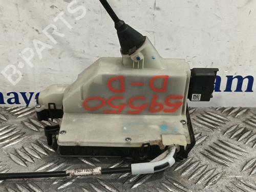 Serrure avant droite PEUGEOT 208 I (CA_, CC_) 1.6 VTi (120 hp) 31695334