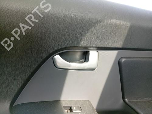 Used Rear right interior door handle Rear right interior door handle KIA SPORTAGE III (SL) 1.6 GDI (135 hp) 35964559 35964559