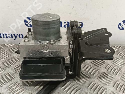 ABS Bremseaggregat TOYOTA YARIS (_P21_, _PA1_, _PH1_) 1.5 Hybrid (MXPH10, MXPH11) (116 hp) 29355887