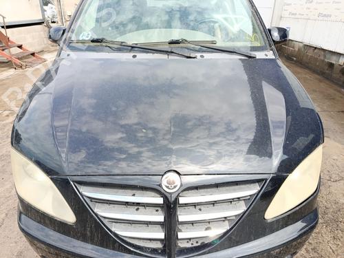 hood-ssangyong-rodius-i-2005-38624652 main image