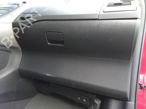 Used Glove box TOYOTA AURIS (_E15_) 1.4 D-4D (NDE150_, NDE150R) (90 hp) 29936250