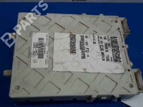 Fuse box FORD FOCUS III Turnier  | BP5932655E1 