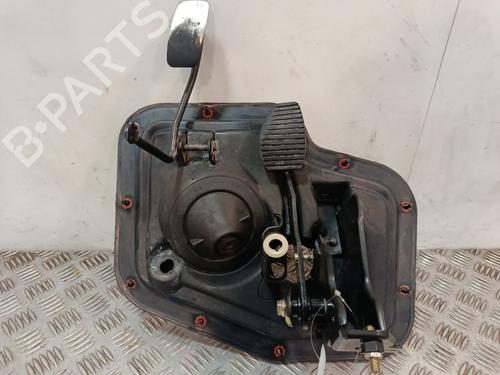 Used Clutch pedal Clutch pedal FORD MONDEO I (GBP) 1.8 i 16V (115 hp) 40089088 40089088